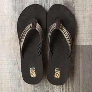 Teva Brown and Tan Women's Mush Flip Flops